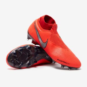 top 1 best football shoes