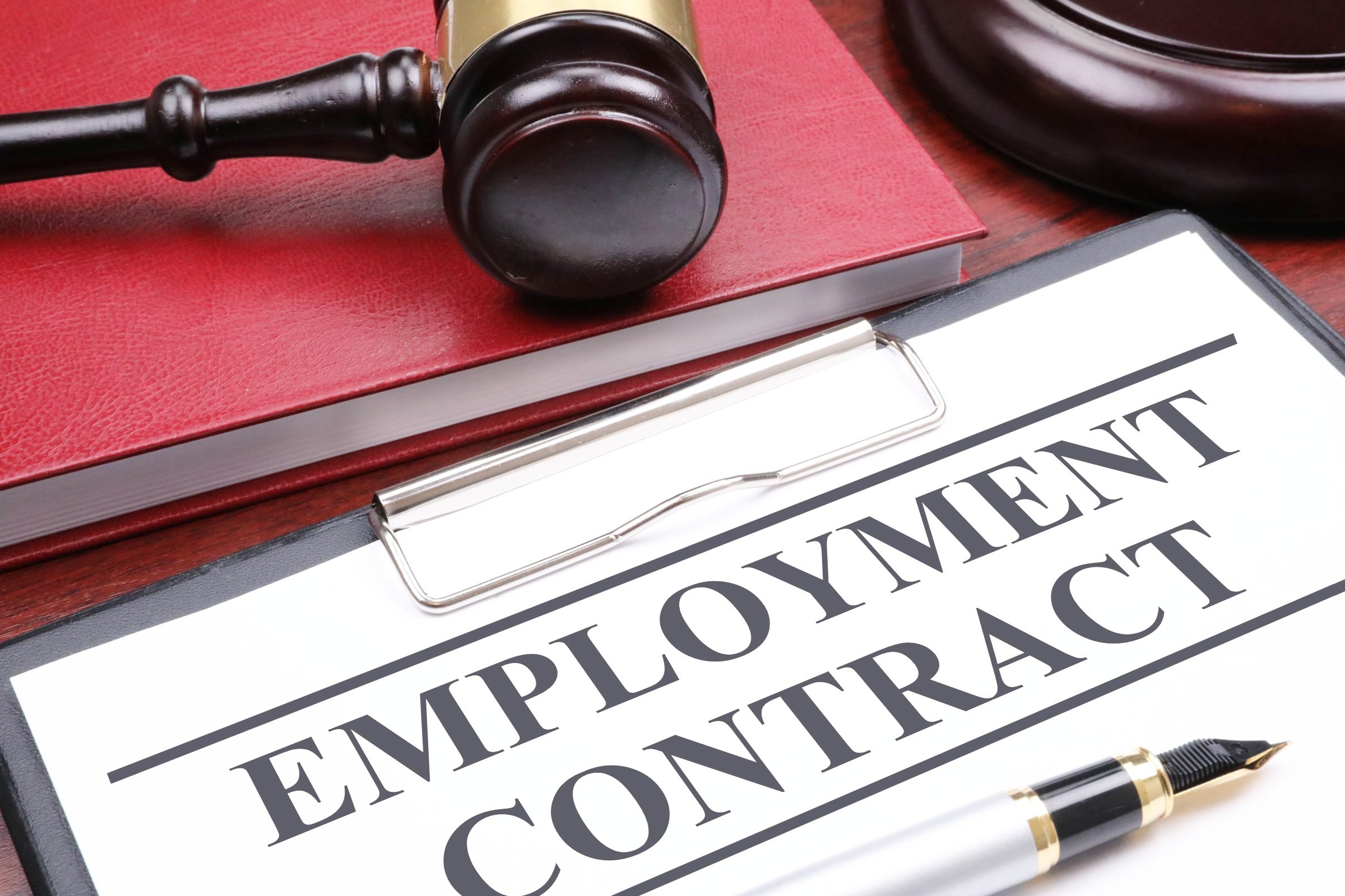 What is an Employment Contract in Football jobs4football